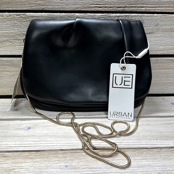 Urban Expressions Black Fleur Vegan Crossbody Purse with Gold Tone Chain - Picture 1 of 14